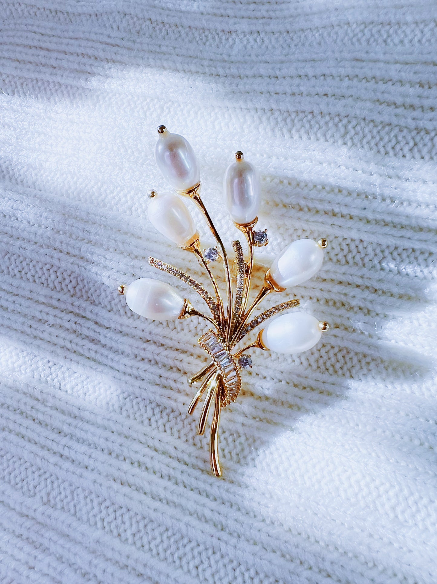 Pearl Pearl! -  Pearl bouquet Cristal Brooch（Sold Out）