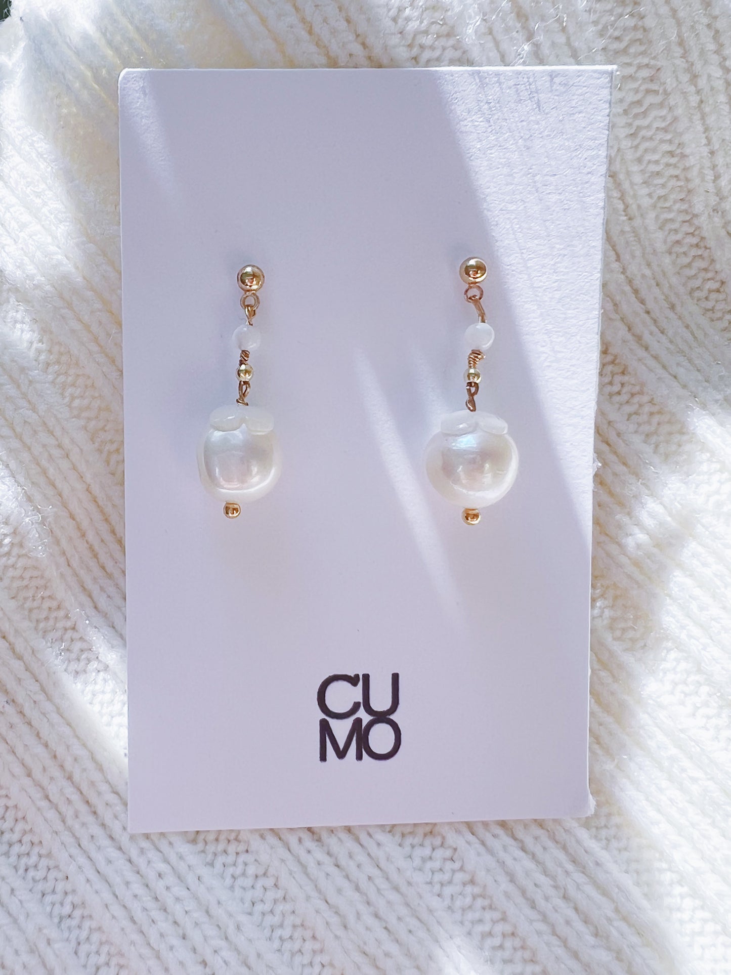 Pearl Pearl! -  Small Berries Pearl Earrings