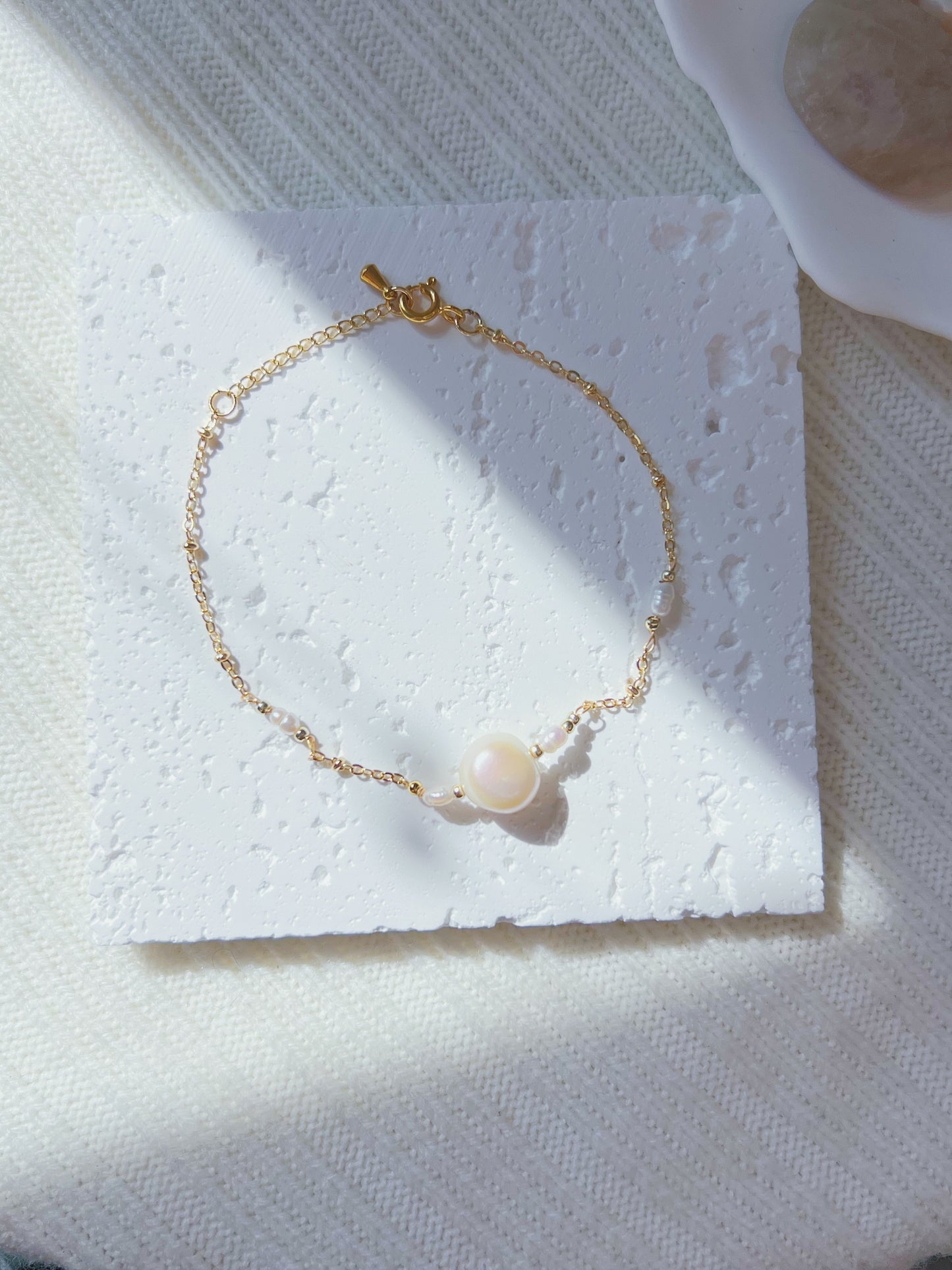 Pearl Pearl! -  Big Pearl 14K Gold Plated Bracelet