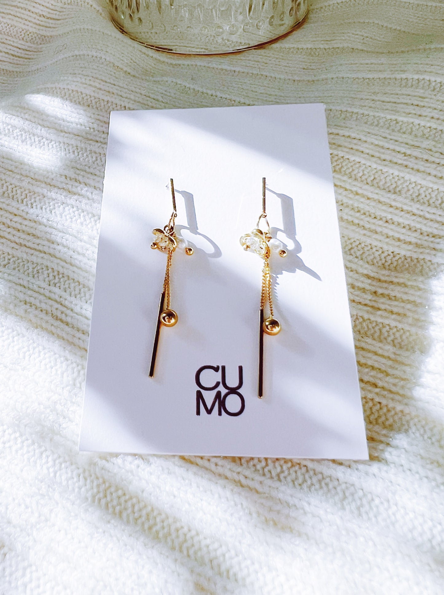 Only One Project -  Gold small Flower Pearl Earrings