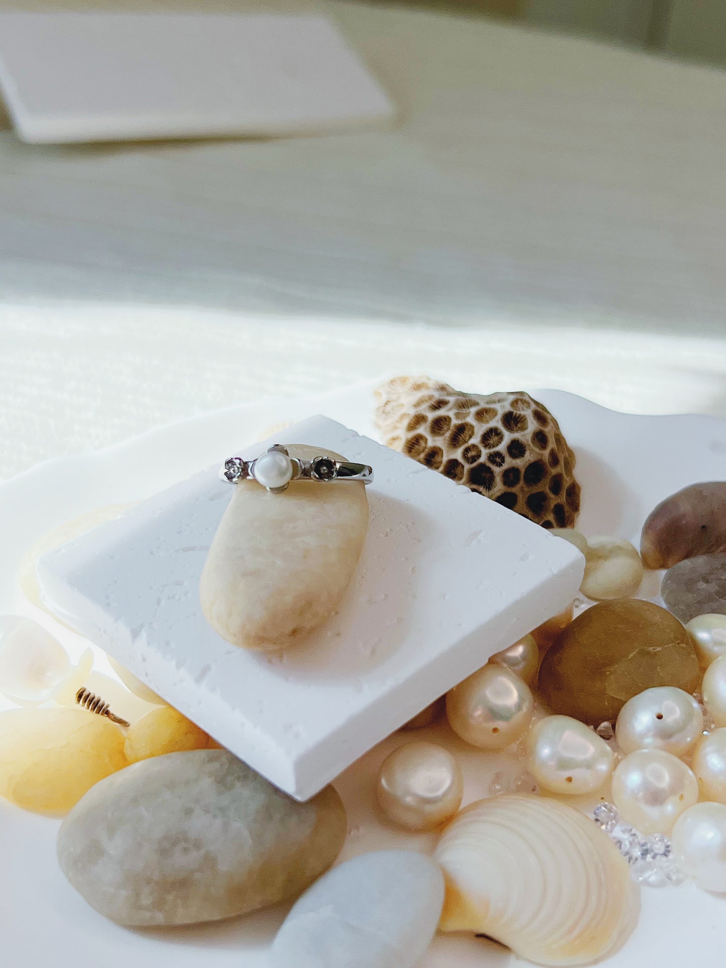 Pearl Pearl! -  Silver Three flower Pearl Ring