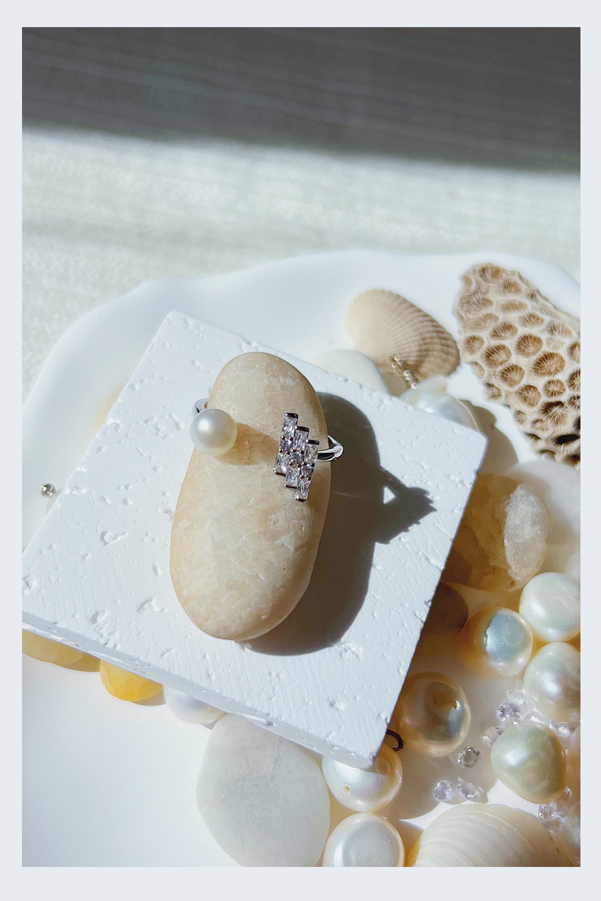 Pearl Pearl! -  Opening Designed Zircon & Pearl Ring